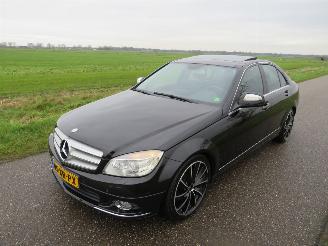 Mercedes C-klasse 280 3.0 6 Cilinder  231pk  Automaat 173.000km navigatie  [ nieuwstaat picture 14