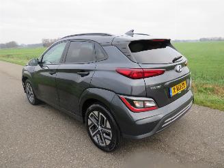 uszkodzony samochody osobowe Hyundai Kona 39 kw Automaat  Elektrisch 2021  40.000km Camera Navigatie  stoelverwarmig  nieuwstaat 2021/9