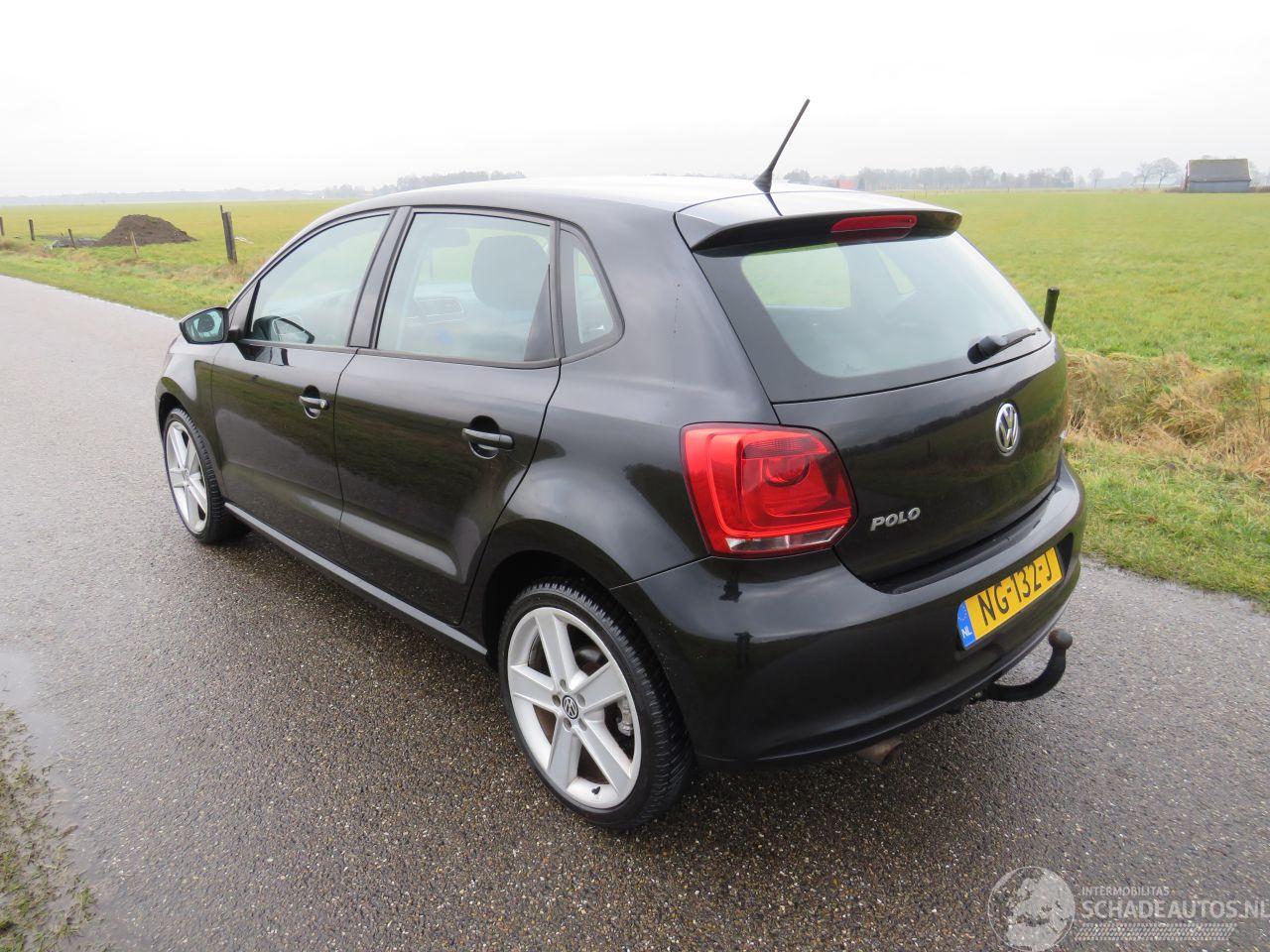 Volkswagen Polo 1.4 16v 5Drs 215.000km   Airco Navigatie  topstaat 2010