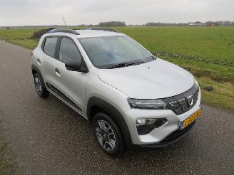 krockskadad bil auto Dacia Spring 27kwh Automaat 28.000km Nap Airco Camera Leer Navigatie business 2021 2021/6