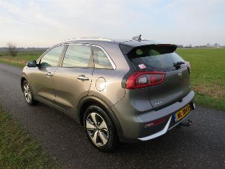 Kia Niro 1.6 GDi Hybrid First Edition Automaat Elektrisch leer Camera Navigatie voloptie picture 14