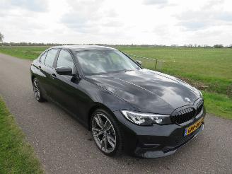 Auto incidentate BMW 3-serie 320D Aut  190 PK M Edition High Executive Edition  2020 Sedan camera navigatie clima 2020/8