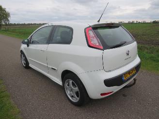 Auto incidentate Fiat Punto Evo 1.3 M JTD Dynamic  2010 Airco  parkeerschade 2010/9