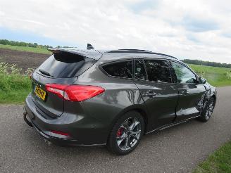 krockskadad bil auto Ford Focus 1.0 125 pk Automaat EcoBoost Hybrid ST Line X Business Schuifkanteldak Camera navigatie 2021/8