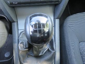 Skoda Octavia 14 TSI 109.000KM Airco 2010 parkeerschade picture 8
