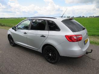 škoda osobní automobily Seat Ibiza ST 1.4 COPA  10-2011 Airco Navigatie  spatscherm schade 2011/10