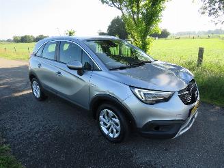 Unfallwagen Opel Crossland X 1.2 131pk  Automaat  Turbo  61.000km nap Camera Navigatie Leer Automaat 2021/10
