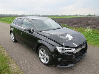 krockskadad bil auto Audi A3 SPORTBACK  104.000km nap 1.0 TFSI 116pk 5drs Navigatie Airco Clima  2018 2018/7