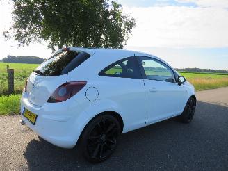 Unfallwagen Opel Corsa Opel Corsa 1.4-16V \'111\' Edition Navigatie Airco schadevrij 2010/4