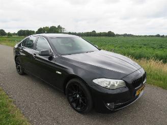 skadebil auto BMW 5-serie 520 I 184pk Automaat sedan High Executive 2011 [ topstaat 2011/11