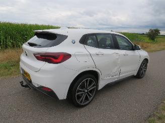krockskadad bil auto BMW X2 SDRIVE18I  136 pk  Automaat  42.000km M High Executive 2021 4x4  ] s[plinter nieuw 2021/5