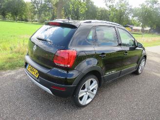 skadebil auto Volkswagen Polo 1.4-16V 86pk Cross Trekhaak | Airco | Cruise | Mistlampen | Stoelverwarming 2011/11