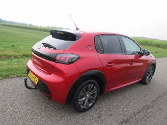 Coche accidentado Peugeot 208 e 208 Ev GT 350 50kw Automaat   3.000km!!!!!! Nap Camera Navi Clima Stoelverwarmig 2022/12