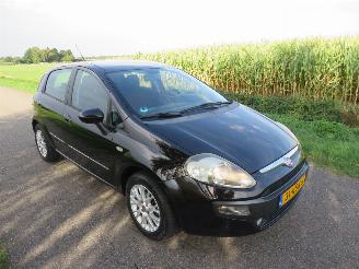 Fiat Punto Evo 1.4  Dynamic 78pk 5drs Airco Clima 5drs picture 13