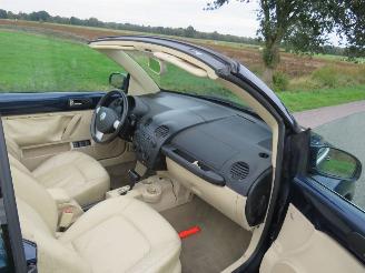 Volkswagen Beetle 2.0 116pk New Beetle Cabriolet Leer Stoelverwarming parkeerschade picture 19