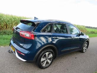 Unfallwagen Kia Niro 1.6 GDI Aut  102.000km nap  Hybride Elektrisch  Furst Edition benzine Camera Navigatie  Leer 2017/10