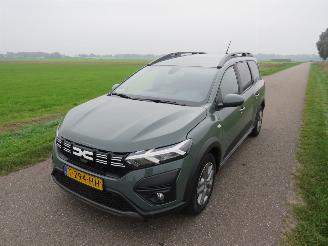 Vaurioauto  passenger cars Dacia Jogger 1.0 TCe 91pk Lpg G3/ benzine  90.000km 2023  Navigatie Airco 2023/6