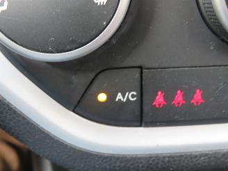 Kia Picanto 1.2 Cvvt Comfort Pack Airco 2012 Bumper Schade picture 17