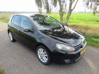 skadebil auto Volkswagen Golf 1.2 TSi Trend Edition 216.000km  Navigatie Stoelverwarming Aircoclima Bleu motion 2012/1