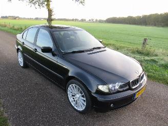 Auto incidentate BMW 3-serie 318 D 116 pk  2002 Navigatie Airco  Sedan 2002/9
