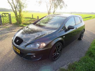 Seat Leon 1.2 TSi  105pk  Bisinesline Highline  2010 topstaat   5drsEuro 6 picture 6