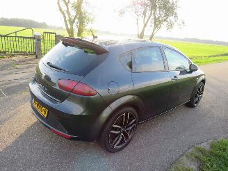 Seat Leon 1.2 TSi  105pk  Bisinesline Highline  2010 topstaat   5drsEuro 6 picture 2