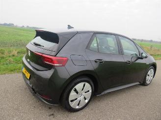 Vaurioauto  passenger cars Volkswagen ID.3 Automaat  58kw Life Elektrische 90.000km  5drs topstaat 2021 2021/10