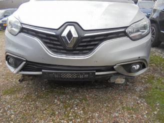 Renault Grand-scenic grand-scenic hybride 1.5 DCI picture 9