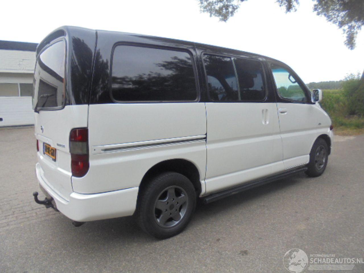 Toyota Hi-ace hi-ace 2.5 D4D 100 MOTION executive 5 pers