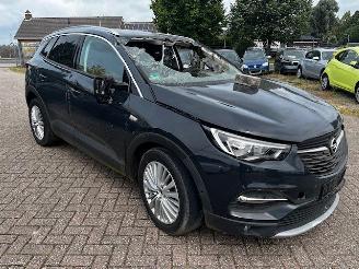 krockskadad bil auto Opel Crossland x diesel  BHZW-C2F000 2018/5