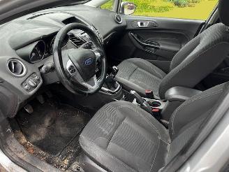 Ford Fiesta  picture 5