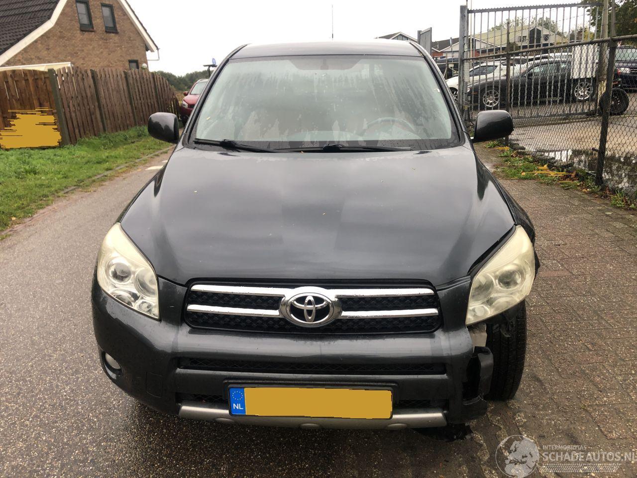 Toyota Rav-4 RAV4 2.0 VVTi X-4x4