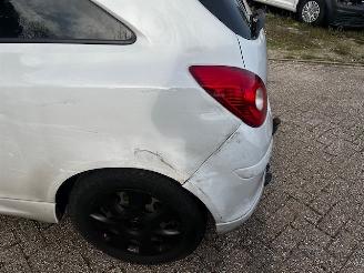 Opel Corsa 1.2-16v picture 4