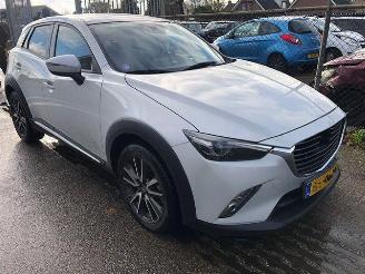 krockskadad bil auto Mazda CX-3  2015/8