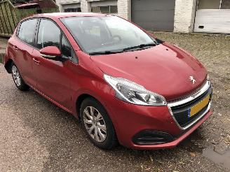 Peugeot 208 208 1.2 PureTech Active picture 2