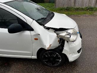 Suzuki Alto  picture 3