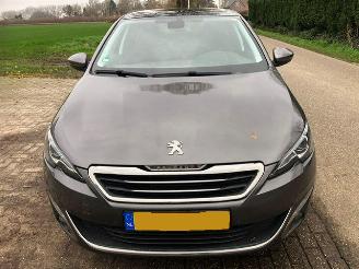 Unfallwagen Peugeot 308 automaat 2016/6