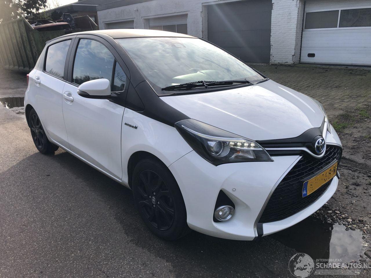 Toyota Yaris TOYOTA YARIS HYBRID