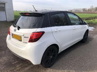 Toyota Yaris TOYOTA YARIS HYBRID picture 5