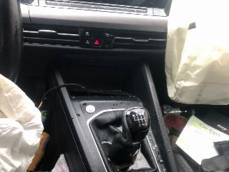 Volkswagen Golf 1.0 picture 12