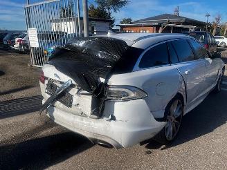 Jaguar XF sportbrake picture 5