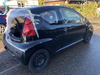 Peugeot 107 107 1.0-12V XR picture 4