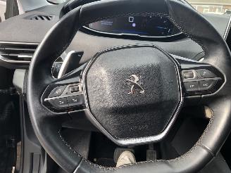 Peugeot 5008 1.2 pure tech allure picture 10