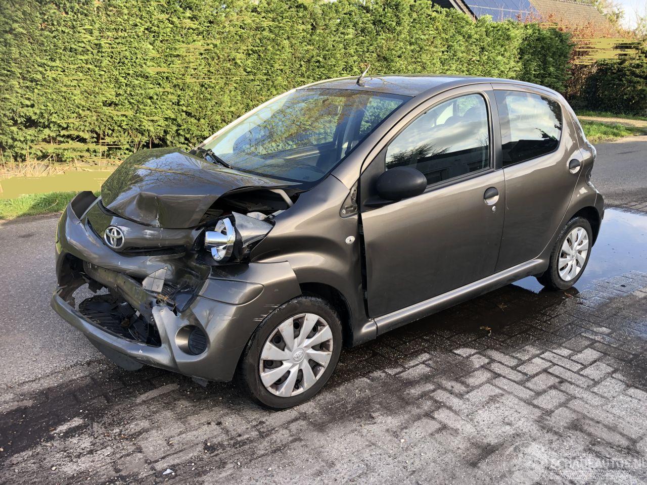 Toyota Aygo Aygo 1.0 VVT-i Now
