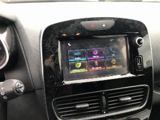 Renault Clio 0.9 TCE  BOSE picture 10