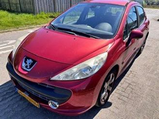 Schadeauto Peugeot 207 automaat 2007/6