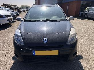 Unfallwagen Renault Clio Clio Estate 1.5 dCi Night & Day1094 2012/6