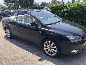 Schadeauto Ford Focus Focus Coupé-Cabriolet 1.6-16V Titanium 2008/2