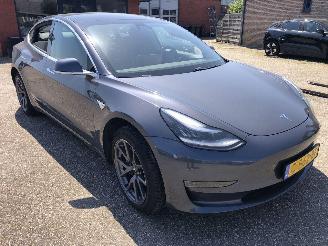 Vaurioauto  passenger cars Tesla Model 3 Model 3 Standard RWD Plus 60 kWh 2019/8