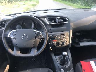 Citroën C4 C4 1.6 VTi Attraction picture 14